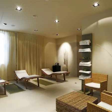 Готель Grand Mediterranee 4*
