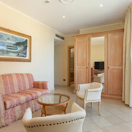 Hotel Lvg Collection - Grand Mediterranee 4*