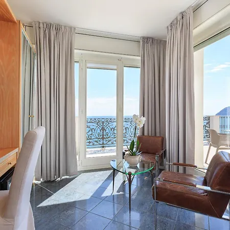 Grand Mediterranee Готель