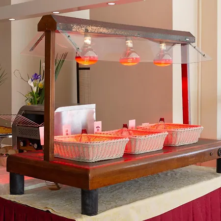 Grand Mediterranee Готель 4*