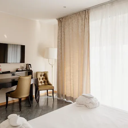 Lvg Collection - Grand Mediterranee 4* Alassio