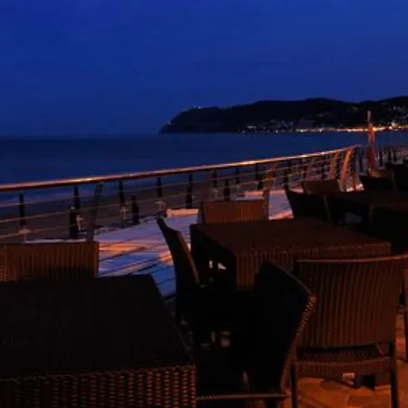 Grand Mediterranee 4*