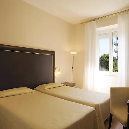 Grand Mediterranee Готель 4*