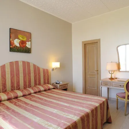 Grand Mediterranee 4* Алассіо
