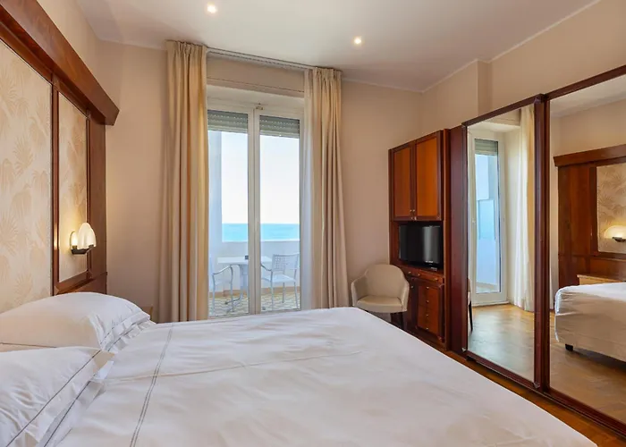 Lvg Collection - Grand Mediterranee Hotell 4*