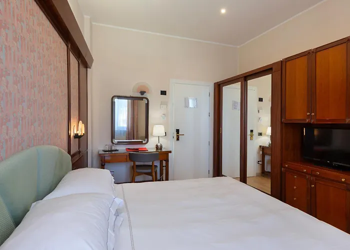 Lvg Collection - Grand Mediterranee Hotell 4*