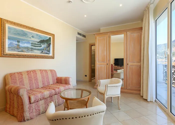 Hotel Lvg Collection - Grand Mediterranee 4*