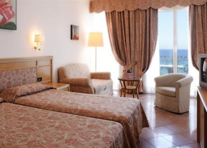 Hotell Lvg Collection - Grand Mediterranee 4*