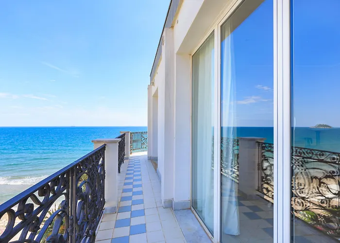 Lvg Collection - Grand Mediterranee 4* Alassio