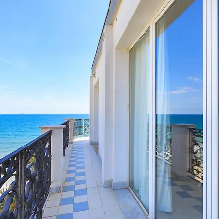 Grand Mediterranee 4*