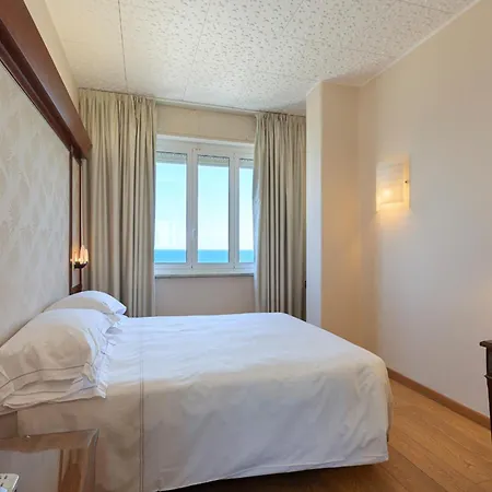 Lvg Collection - Grand Mediterranee 4* 알라시오