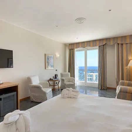 מלון Grand Mediterranee