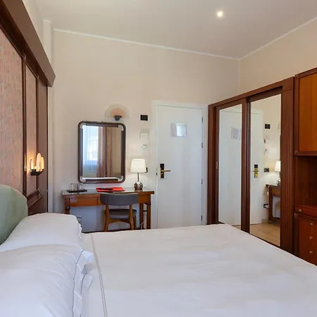 Lvg Collection - Grand Mediterranee Hotel 4*
