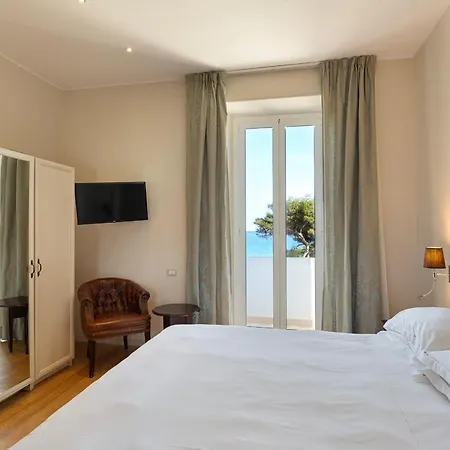 Grand Mediterranee 4* אלסיו