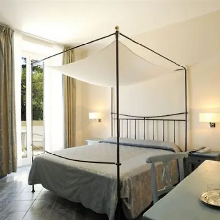 Lvg Collection - Grand Mediterranee 4* Alassio