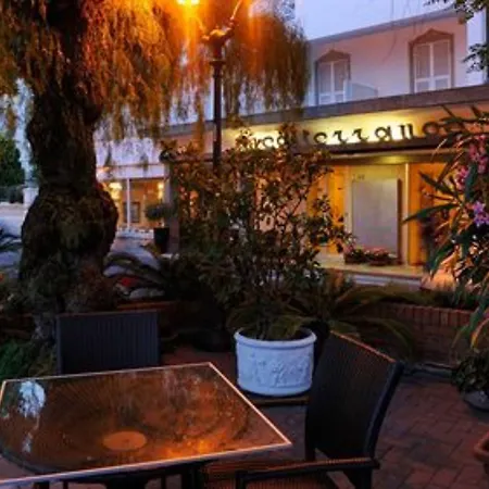 Szálloda Grand Mediterranee 4*