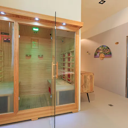 Lvg Collection - Grand Mediterranee 4* Алассио